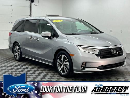Lunar Silver Metallic 2024 Honda Odyssey Touring