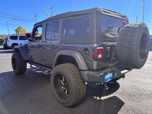 2018 Jeep Wrangler Unlimited Sport