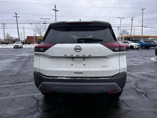 2023 Nissan Rogue S