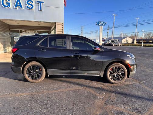 2023 Chevrolet Equinox LS