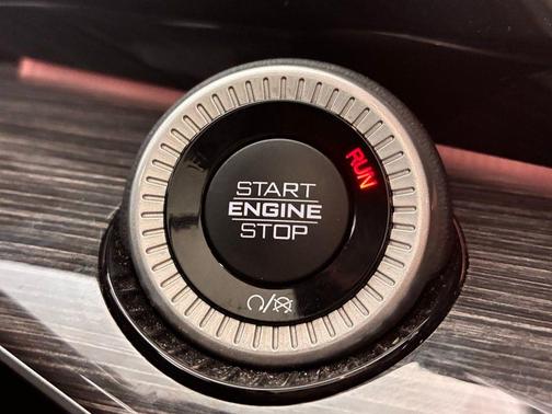 2022 Jeep Wagoneer Series III 4x4