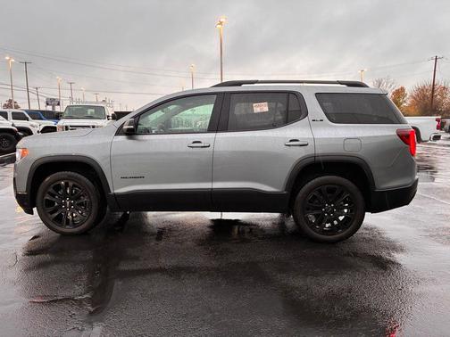 2023 GMC Acadia FWD SLE
