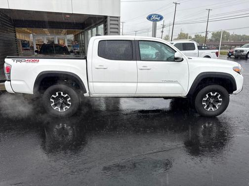 2022 Toyota Tacoma TRD Off Road