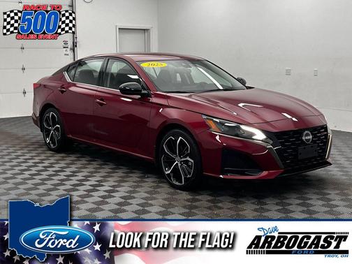 Scarlet Ember 2025 Nissan Altima SR FWD