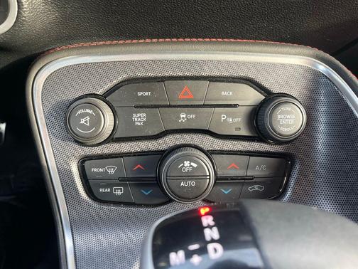 2016 Dodge Challenger R/T Scat Pack