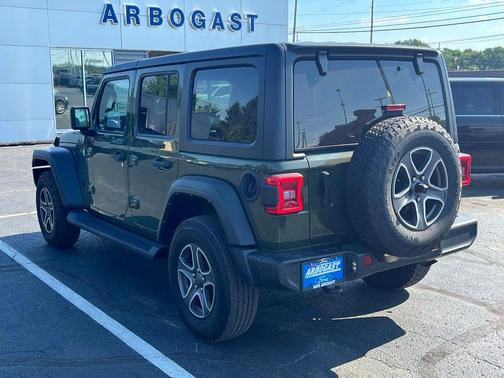 Sarge Green Clearcoat 2021 Jeep Wrangler Unlimited Sport