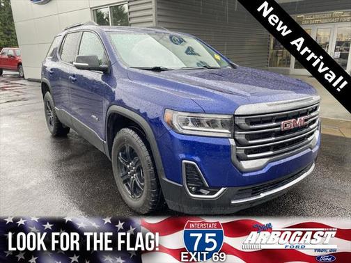 2023 GMC Acadia AWD AT4