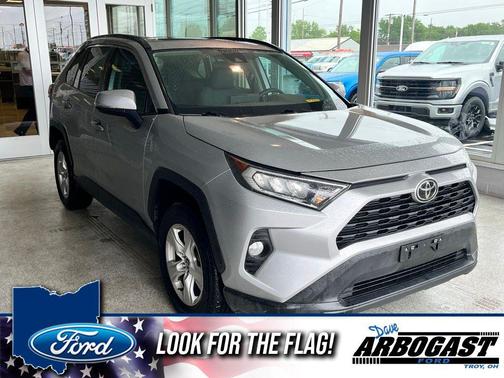 Silver Sky Metallic 2021 Toyota RAV4 XLE