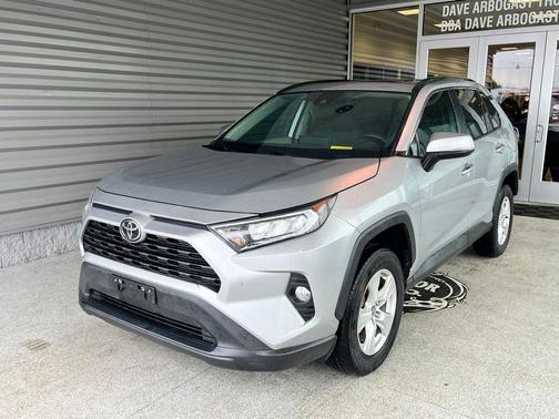 Silver Sky Metallic 2021 Toyota RAV4 XLE