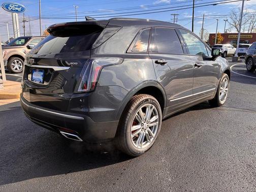 2023 Cadillac XT5 Sport