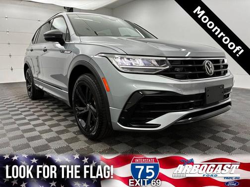 2023 Volkswagen Tiguan 2.0T SE R-Line Black 4MOTION