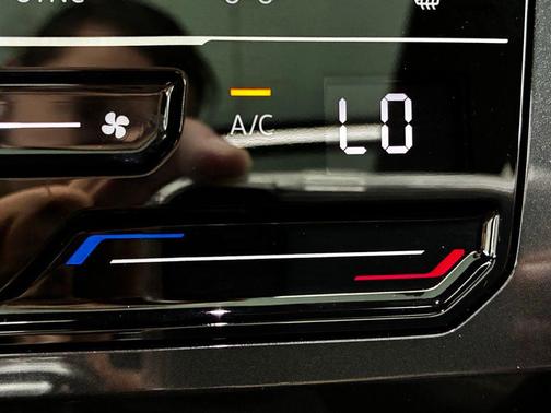 2023 Volkswagen Tiguan 2.0T SE R-Line Black 4MOTION