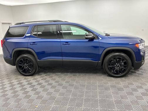 2023 GMC Acadia AWD SLE