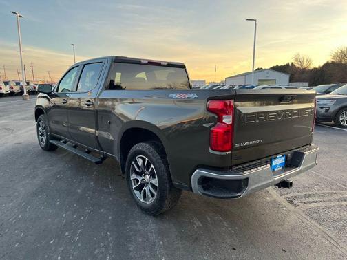 2023 Chevrolet Silverado 1500 LT
