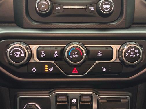 2021 Jeep Gladiator Willys 4x4