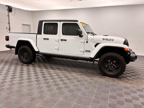 2021 Jeep Gladiator Willys 4x4