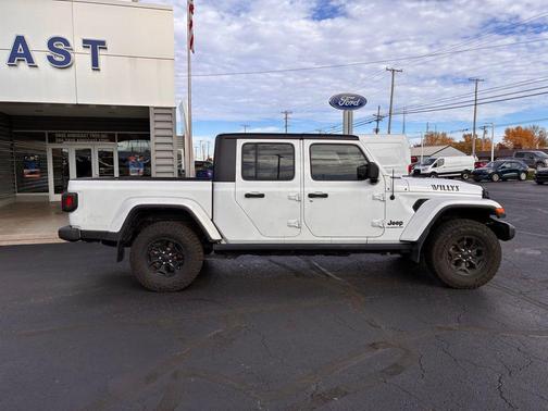 2021 Jeep Gladiator Willys 4x4