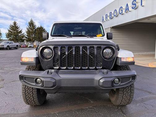 2021 Jeep Gladiator Willys 4x4