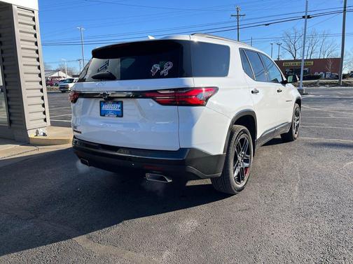 2023 Chevrolet Traverse Premier