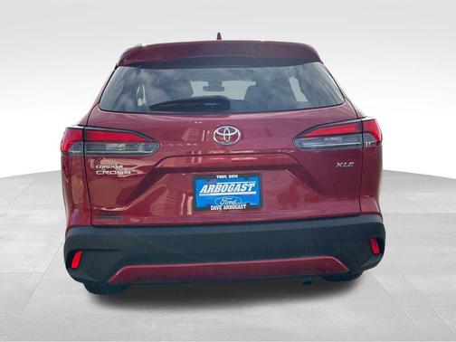 2022 Toyota Corolla Cross XLE