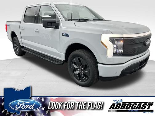 2025 Ford F-150 Lightning Flash