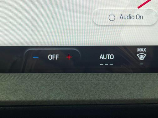 Azure Gray Metallic Tri-Coat 2026 Ford Maverick XLT