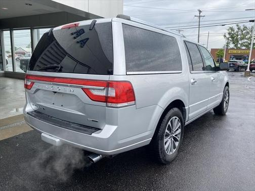 2016 Lincoln Navigator Select