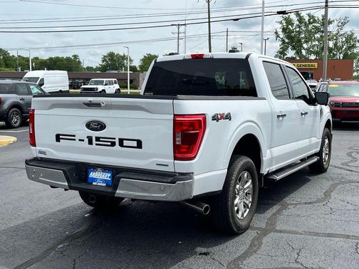 Oxford White 2022 Ford F-150 XLT