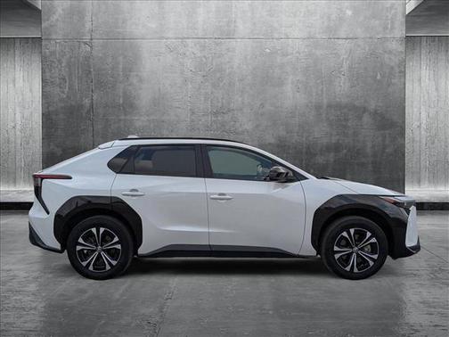 2023 Toyota bZ4X XLE
