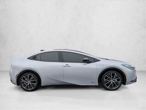 2023 Toyota Prius XLE