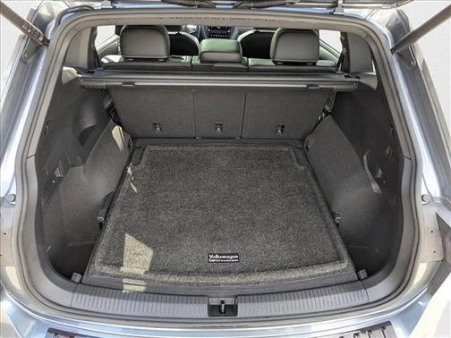 2022 Volkswagen Tiguan 2.0T SEL R-Line 4MOTION