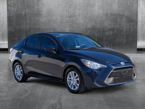 2017 Toyota Yaris iA Base