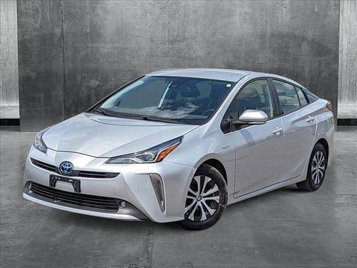 2021 Toyota Prius LE