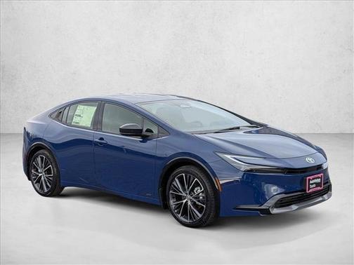 2025 Toyota Prius XLE