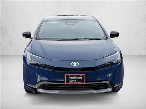 2025 Toyota Prius XLE