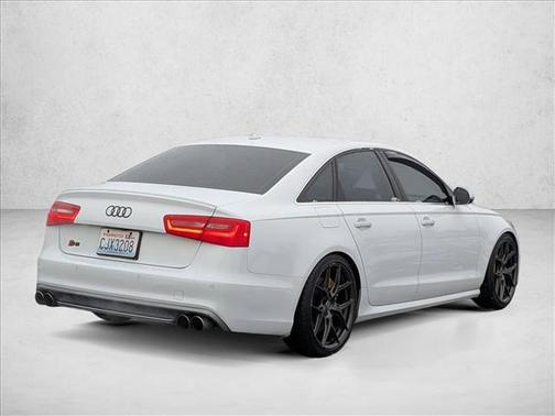 2014 Audi S6 4.0T Prestige