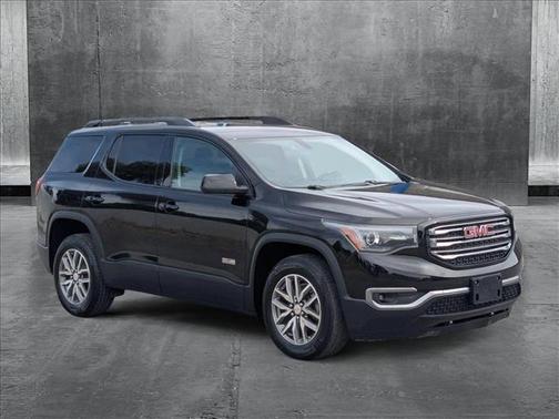 2017 GMC Acadia SLE-2