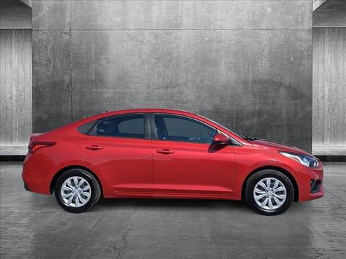 2019 Hyundai Accent SE