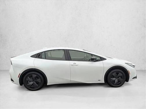2023 Toyota Prius LE