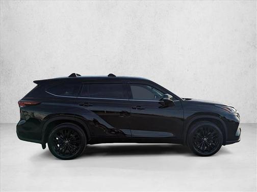 2024 Toyota Highlander Platinum