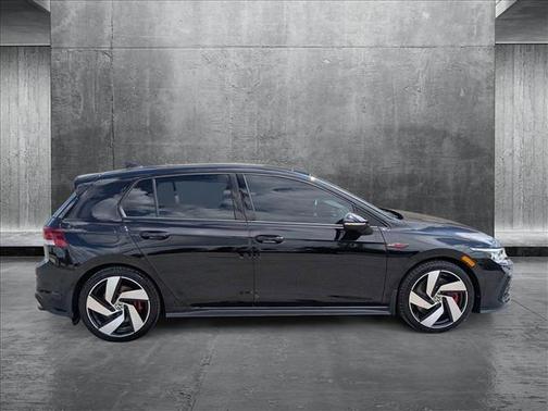 2023 Volkswagen Golf GTI 2.0T SE DSG