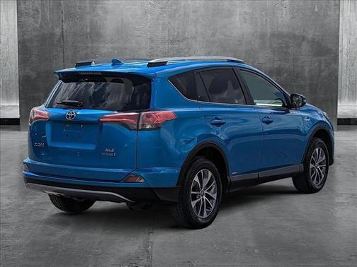 2018 Toyota RAV4 Hybrid XLE