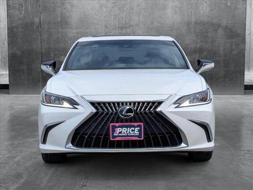 2025 Lexus ES 300h Base