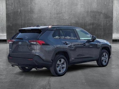 2022 Toyota RAV4 Hybrid LE
