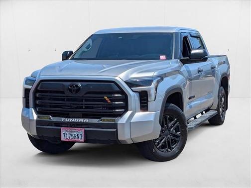 2022 Toyota Tundra SR5