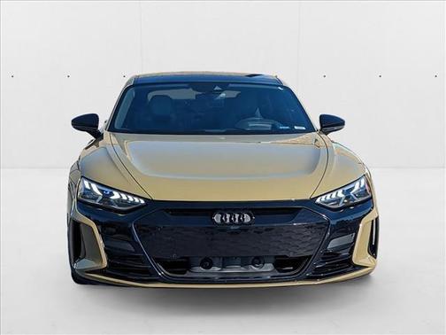 2022 Audi e-tron GT Prestige