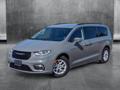 2022 Chrysler Pacifica Touring-L