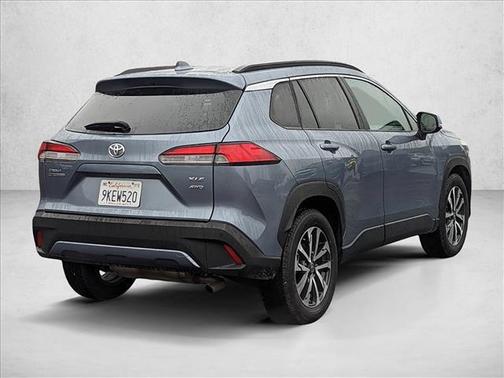 2024 Toyota Corolla Cross XLE