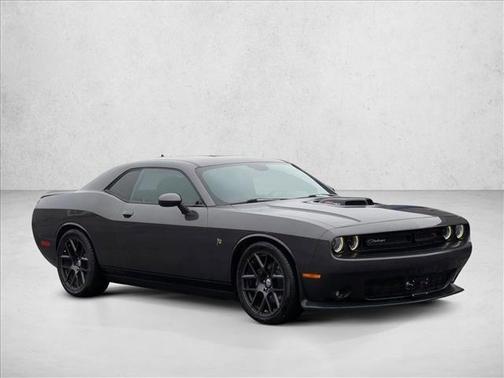 2016 Dodge Challenger R/T Scat Pack