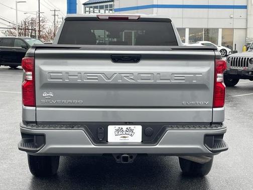 2023 Chevrolet Silverado 1500 Custom